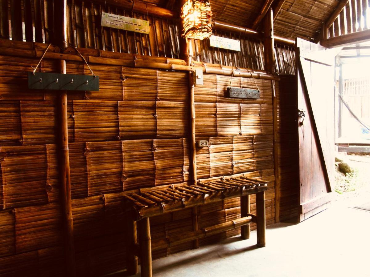 The Mudhouse Hostel Mompiche Buitenkant foto