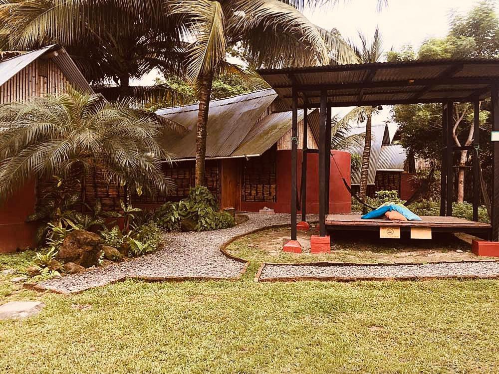 The Mudhouse Hostel Mompiche Buitenkant foto