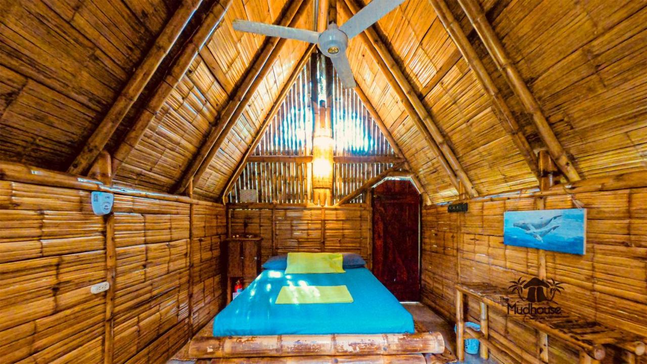 The Mudhouse Hostel Mompiche Buitenkant foto