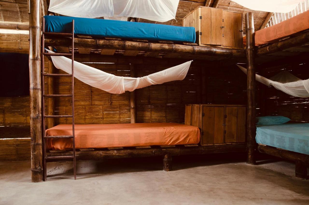 The Mudhouse Hostel Mompiche Buitenkant foto