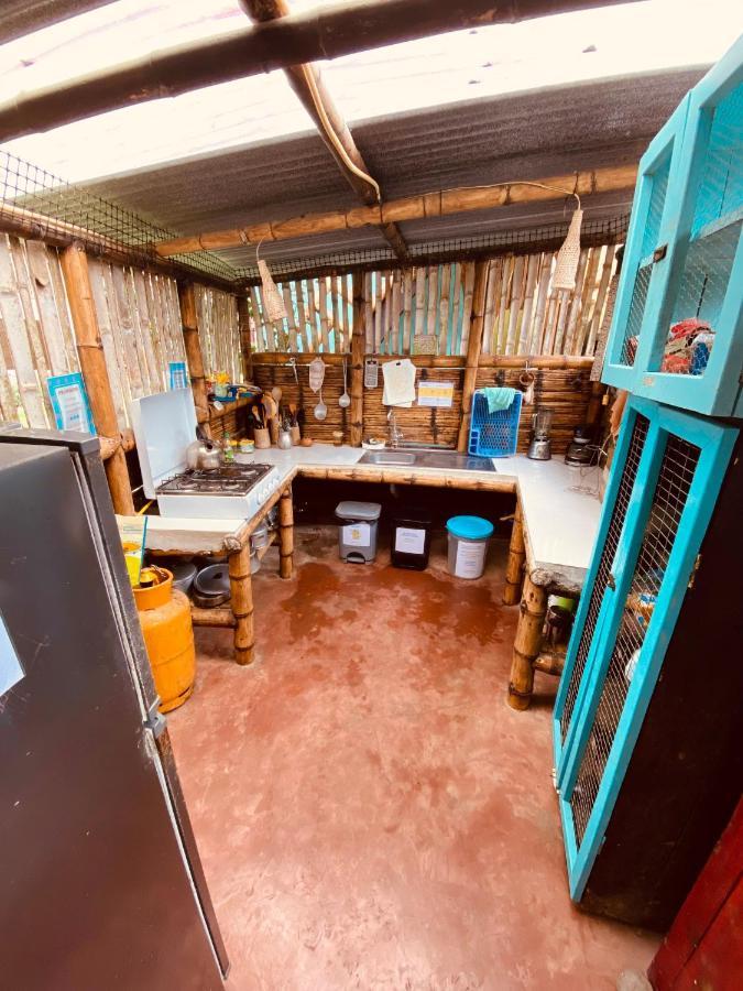 The Mudhouse Hostel Mompiche Buitenkant foto