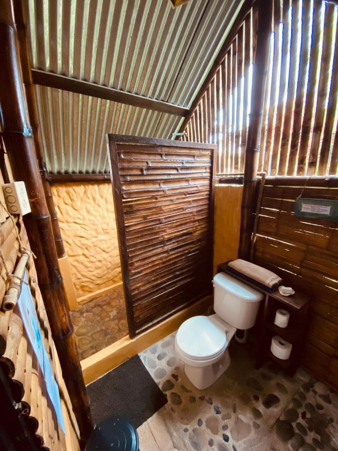 The Mudhouse Hostel Mompiche Buitenkant foto