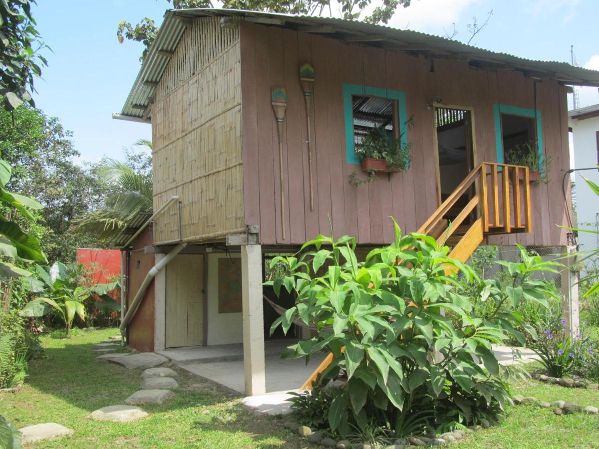 The Mudhouse Hostel Mompiche Buitenkant foto